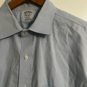 BROOKS BROTHERS Regent Blue Long Sleeve Button Down Shirt - Size 17 1/2 35 NWOT